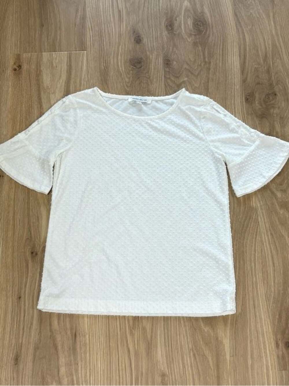 Rose & Olive White Short Sleeve Textured Dot Top
